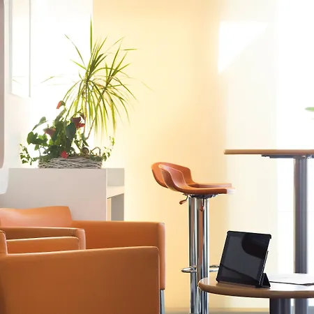 Ibis Budget Lausanne-bussigny ホテル