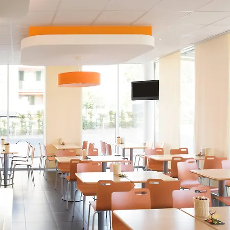 Ibis Budget Lausanne-bussigny Szálloda