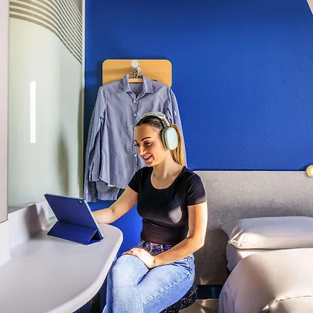 Ibis Budget Lausanne-bussigny ホテル