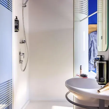 Ibis Budget Lausanne-bussigny * كريسير