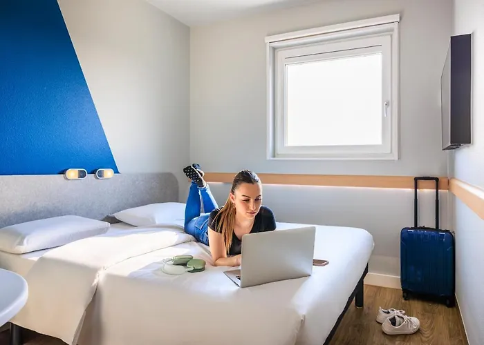 فندق Ibis Budget Lausanne-bussigny كريسير